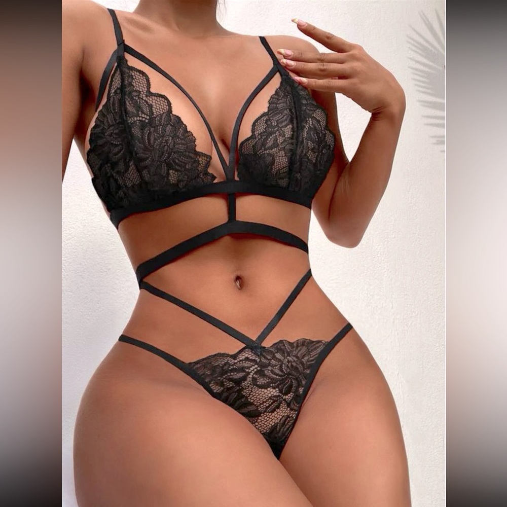 Floral Lace Lingerie Set